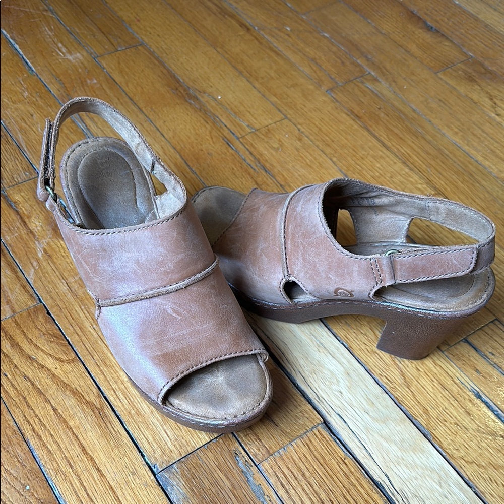Tan Leather Heeled Sandals